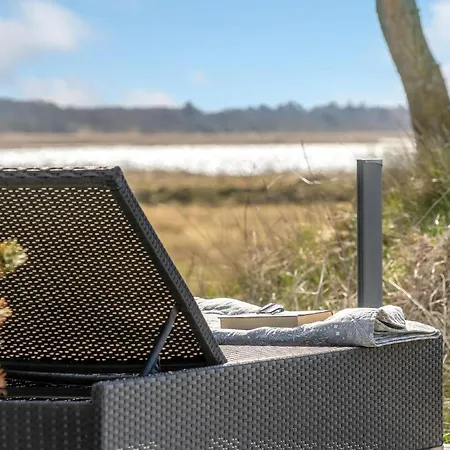 Stunning In With Kitchen