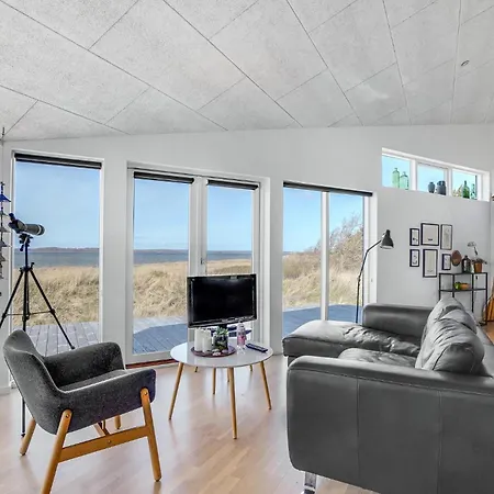 Stunning In With Kitchen *