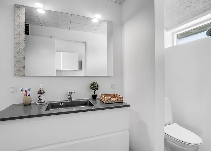 Stunning In With Kitchen