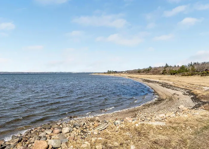 Stunning In With Kitchen